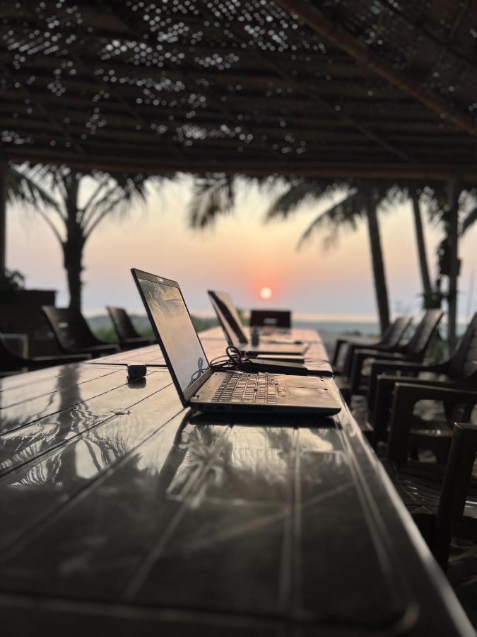Revibe Beach Hostel Gokarna Gokarna  Dış mekan fotoğraf